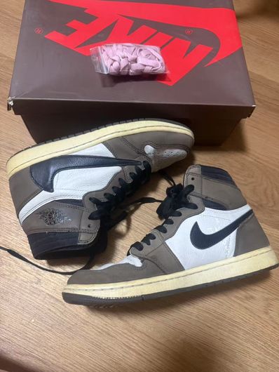 Travis Scott × Nike Air Jordan 1 Retro High OG TS SP "Sail/Dark Mocha"