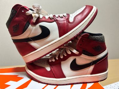 Nike Air Jordan 1 High OG "Lost & Found/Chicago"