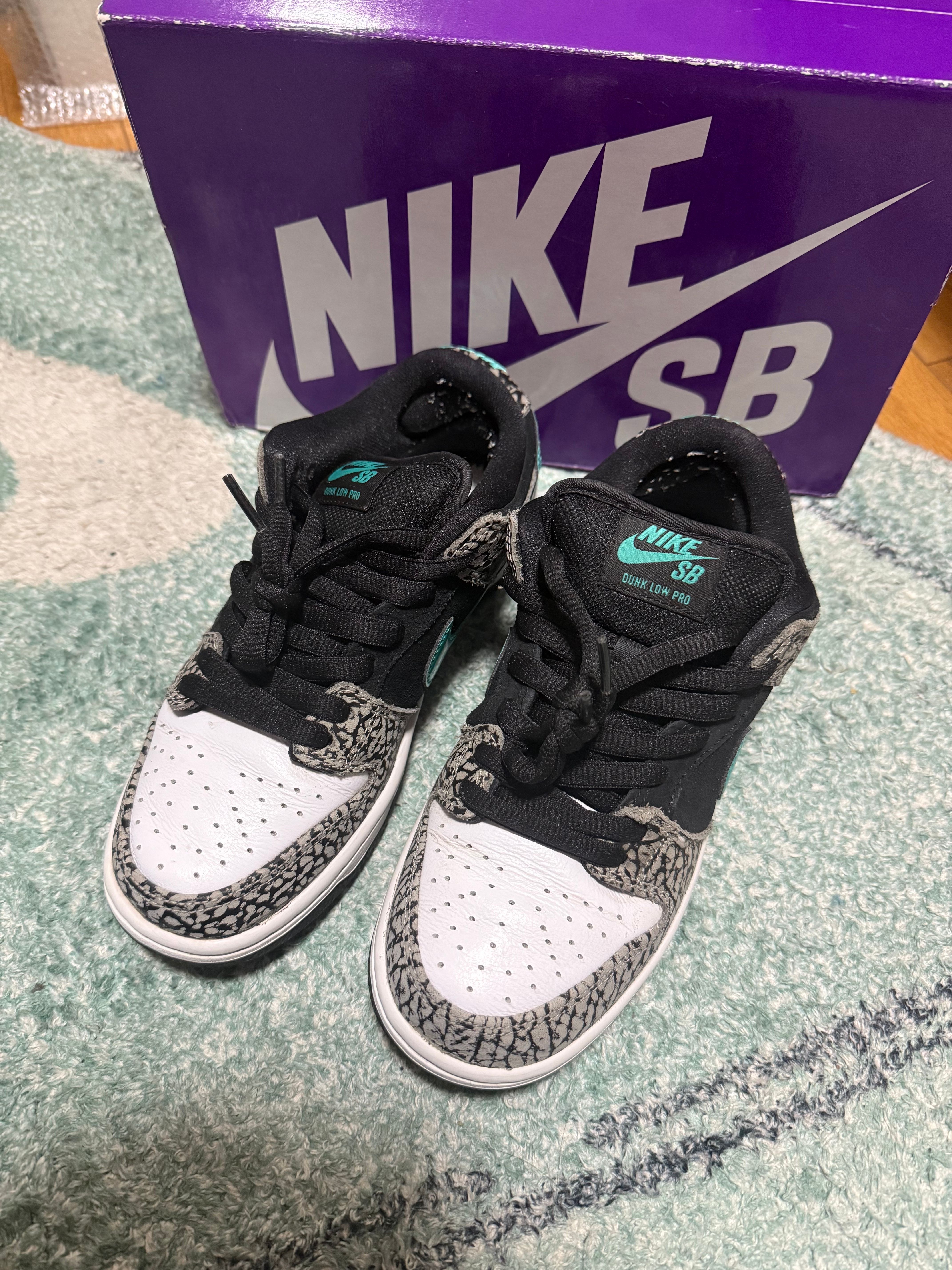 Nike SB Dunk Low "Elephant/Safari"