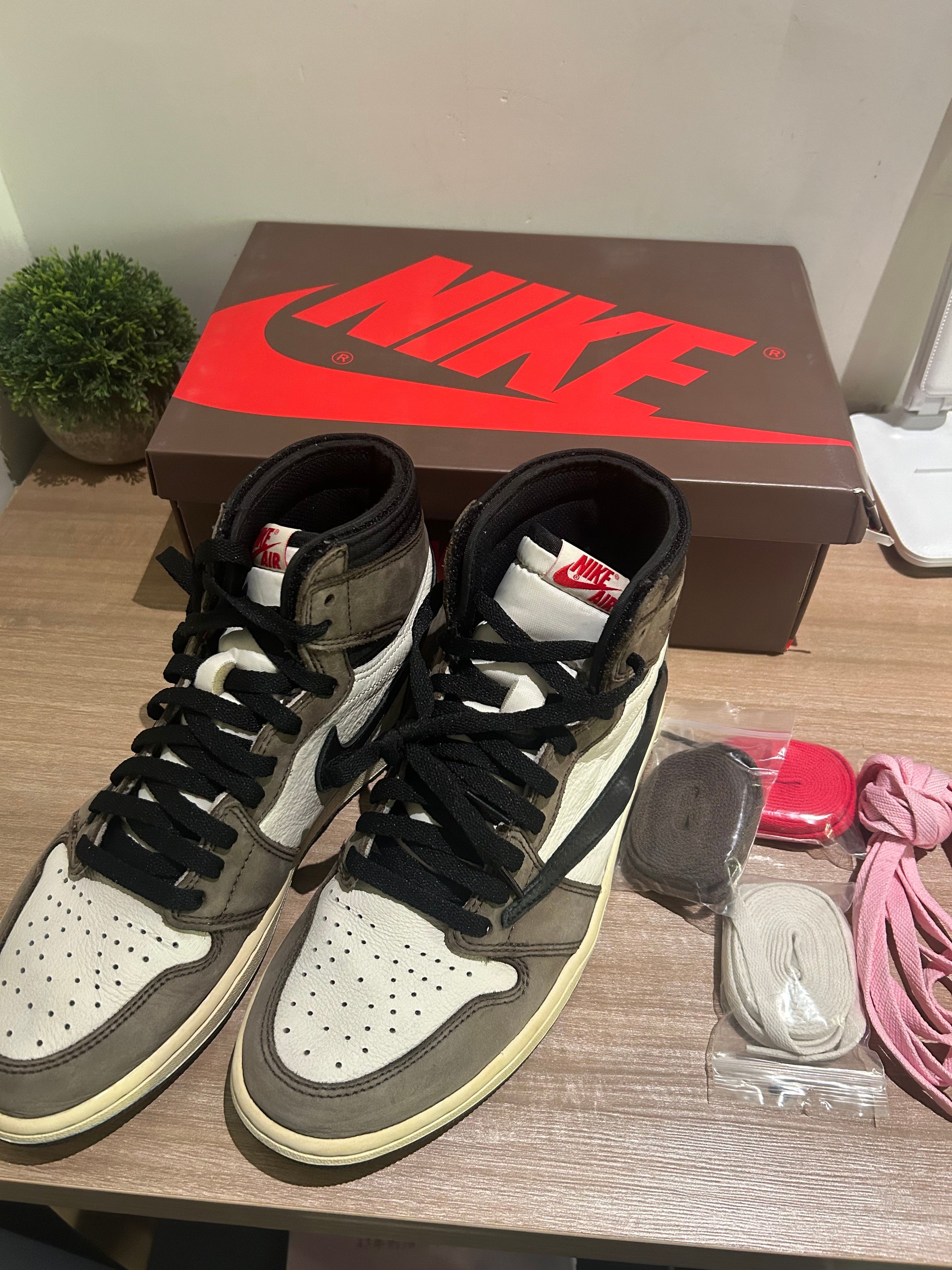 Travis Scott × Nike Air Jordan 1 Retro High OG TS SP "Sail/Dark Mocha"