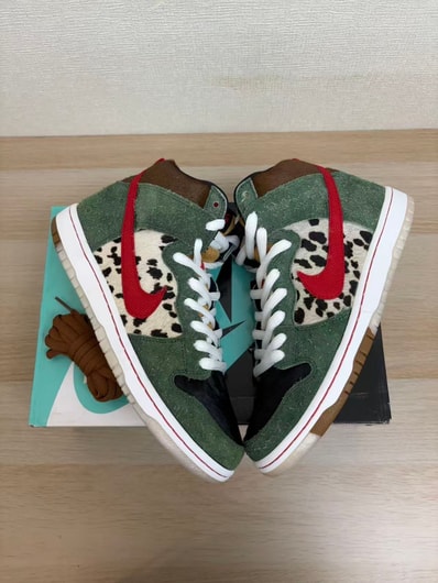 Nike SB Dunk High Pro QS "Dog Walker"