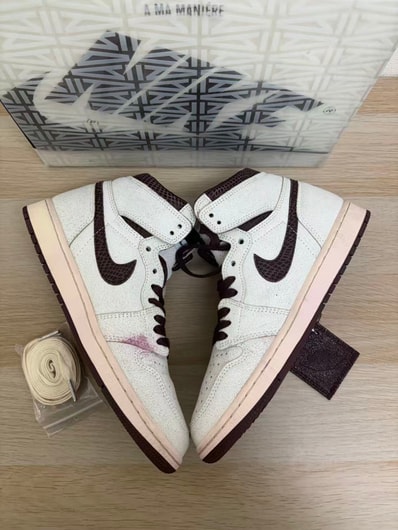 A Ma Maniere × Nike Air Jordan 1 Retro High OG "Sail and Burgundy"