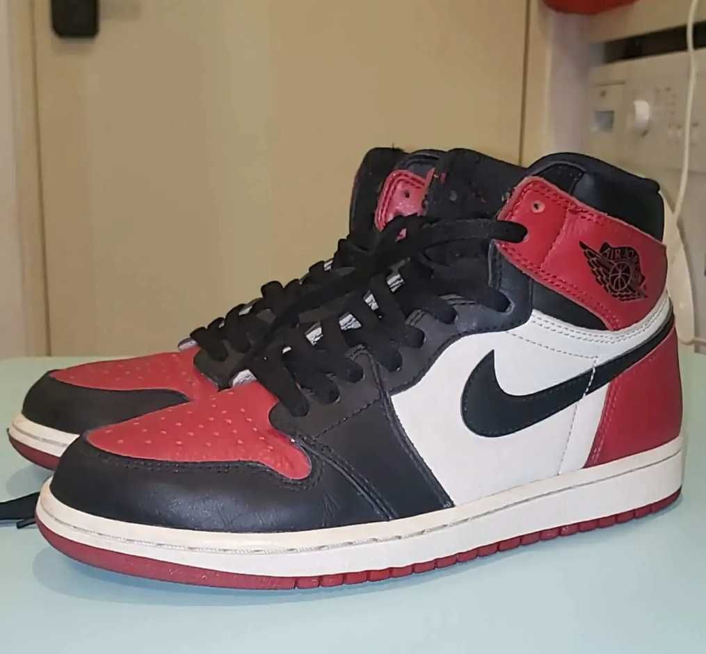 Nike Air Jordan 1 Retro High OG "Bred Toe"