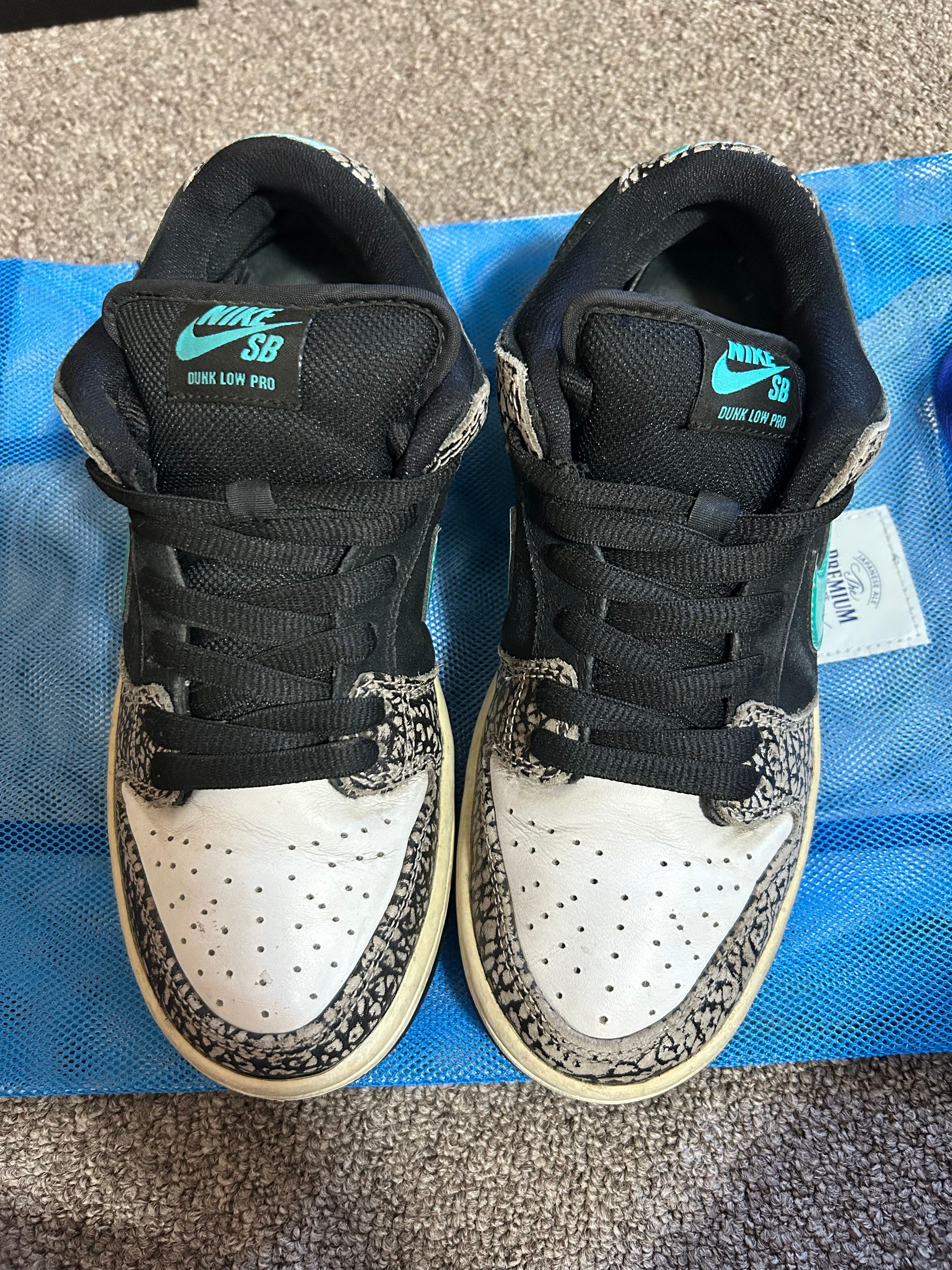 Nike SB Dunk Low "Elephant/Safari"