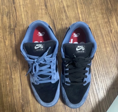 Supreme × Nike SB Dunk Low "Ocean Fog" (North America Exclusive) (25FW Week2)