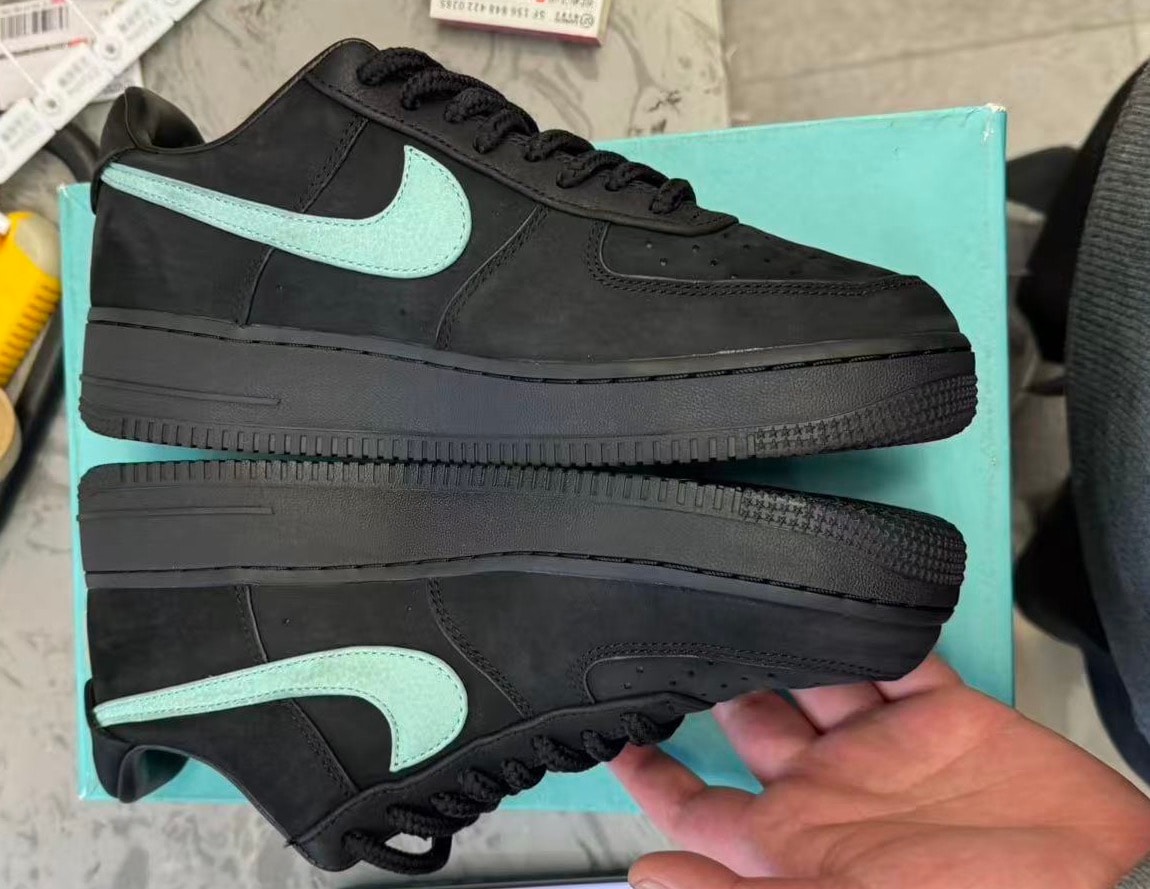 Tiffany & Co. × Nike Air Force 1 Low "1837"