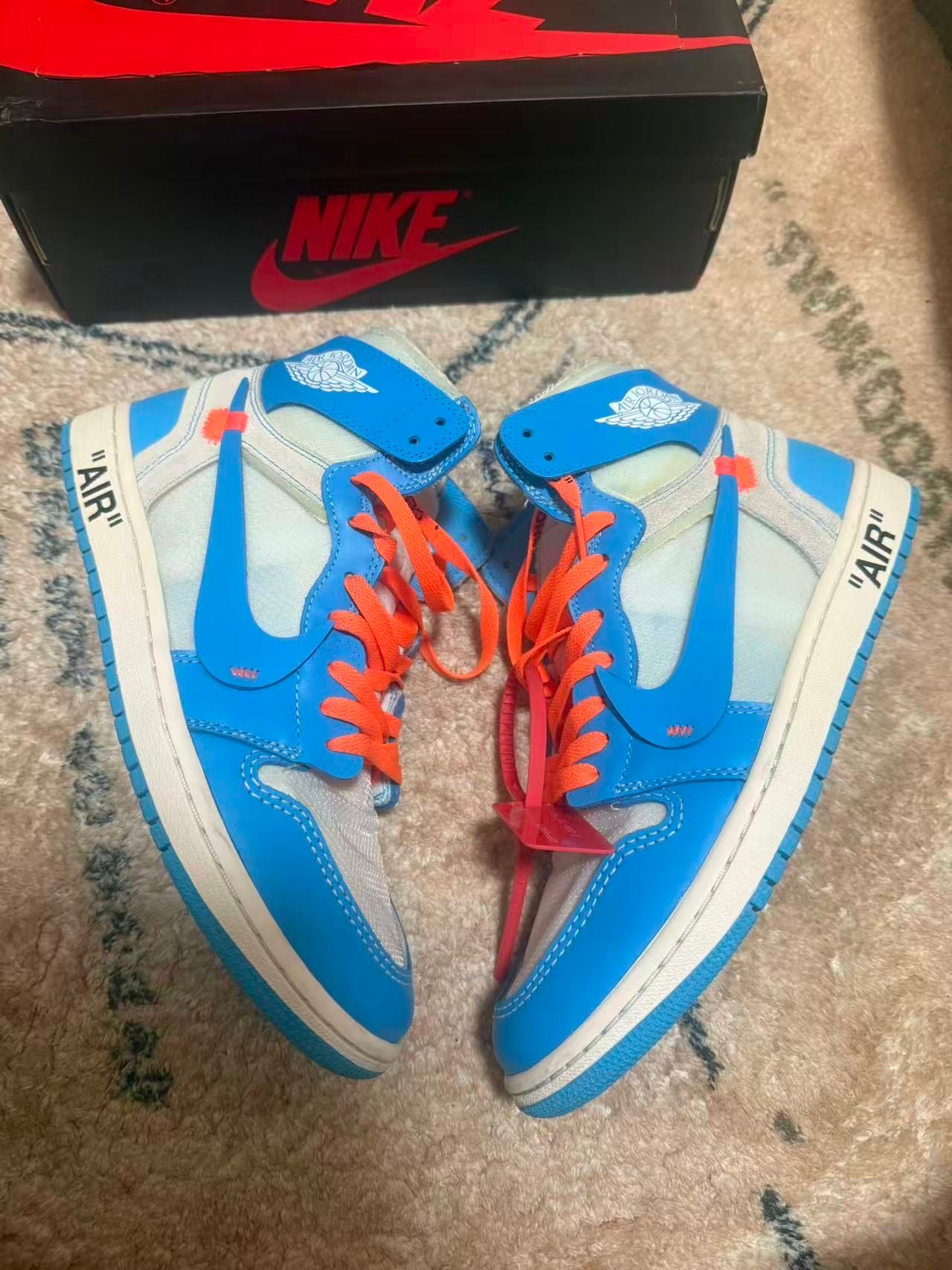 Off-White × Nike Air Jordan 1 High UNC "White/Dark Powder Blue"