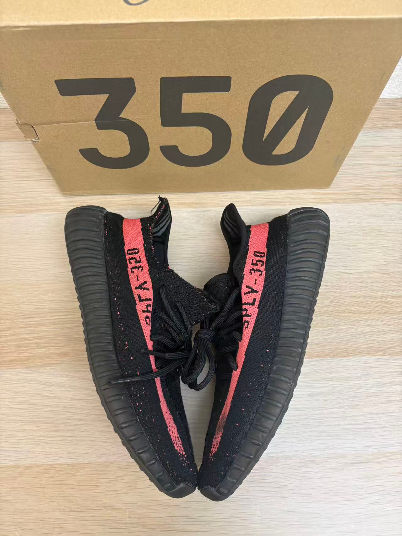 adidas YEEZY Boost 350 V2 "Core Black/Red"