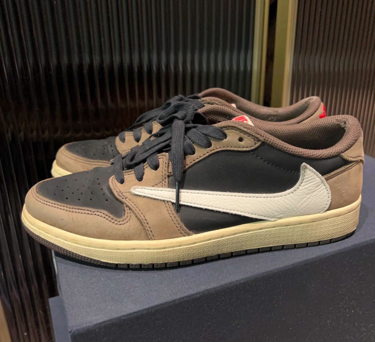 Travis Scott × Nike Air Jordan 1 Low OG SP-T  "Black/Dark Mocha"