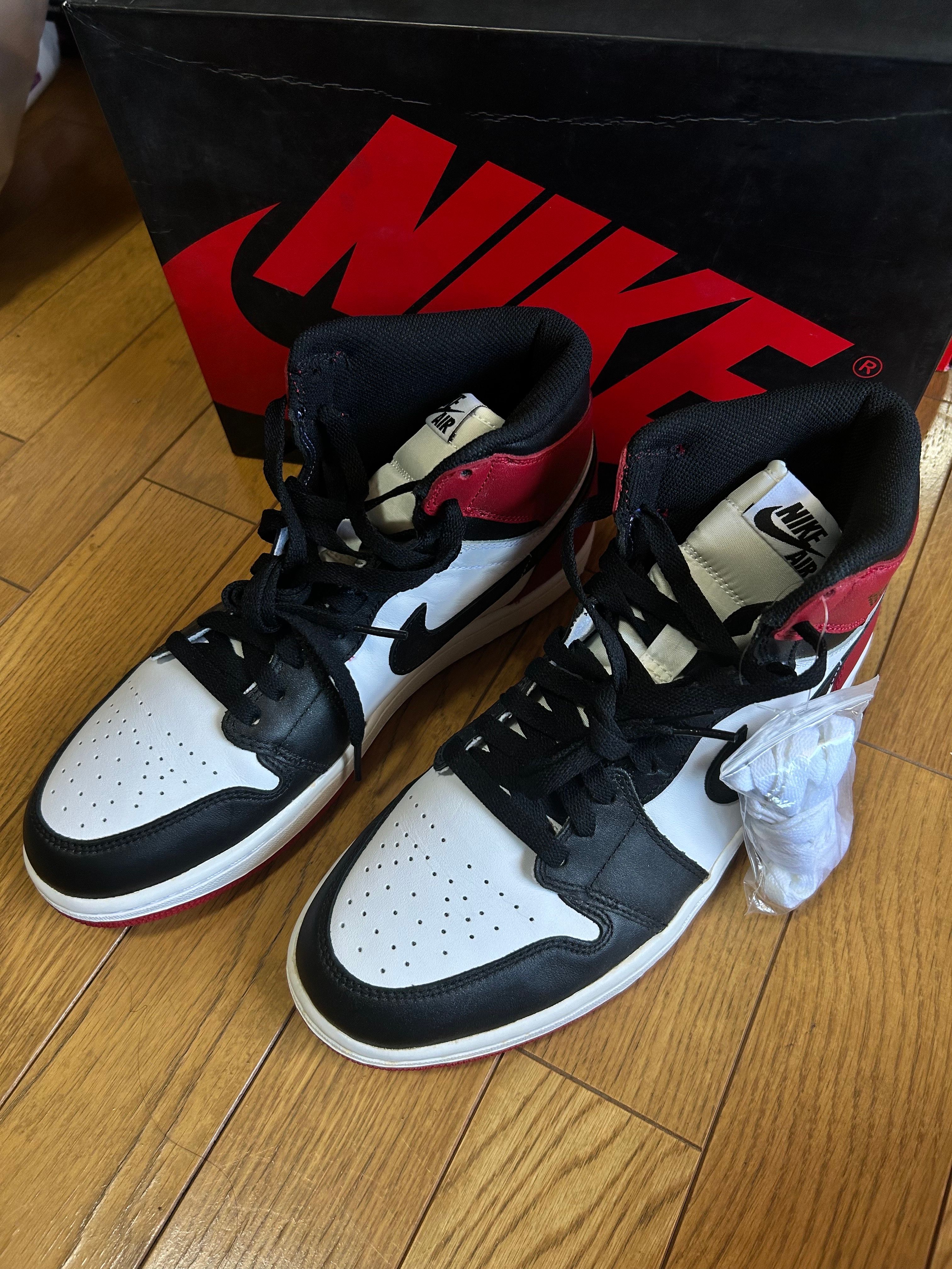 Nike Air Jordan 1 Retro High OG "Black Toe" (2013)