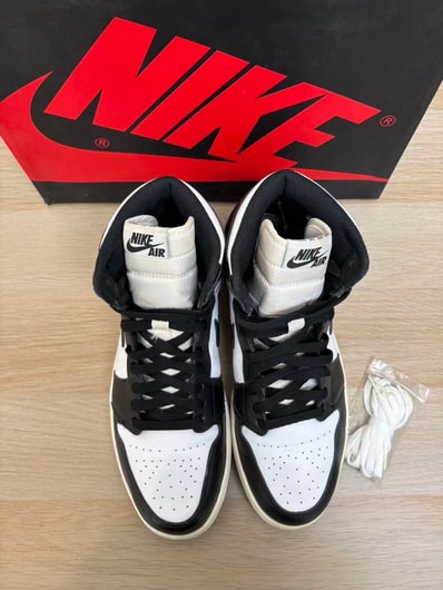 Nike Air Jordan 1 Retro High OG "Black/White"
