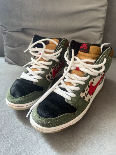 Nike SB Dunk High Pro QS "Dog Walker"