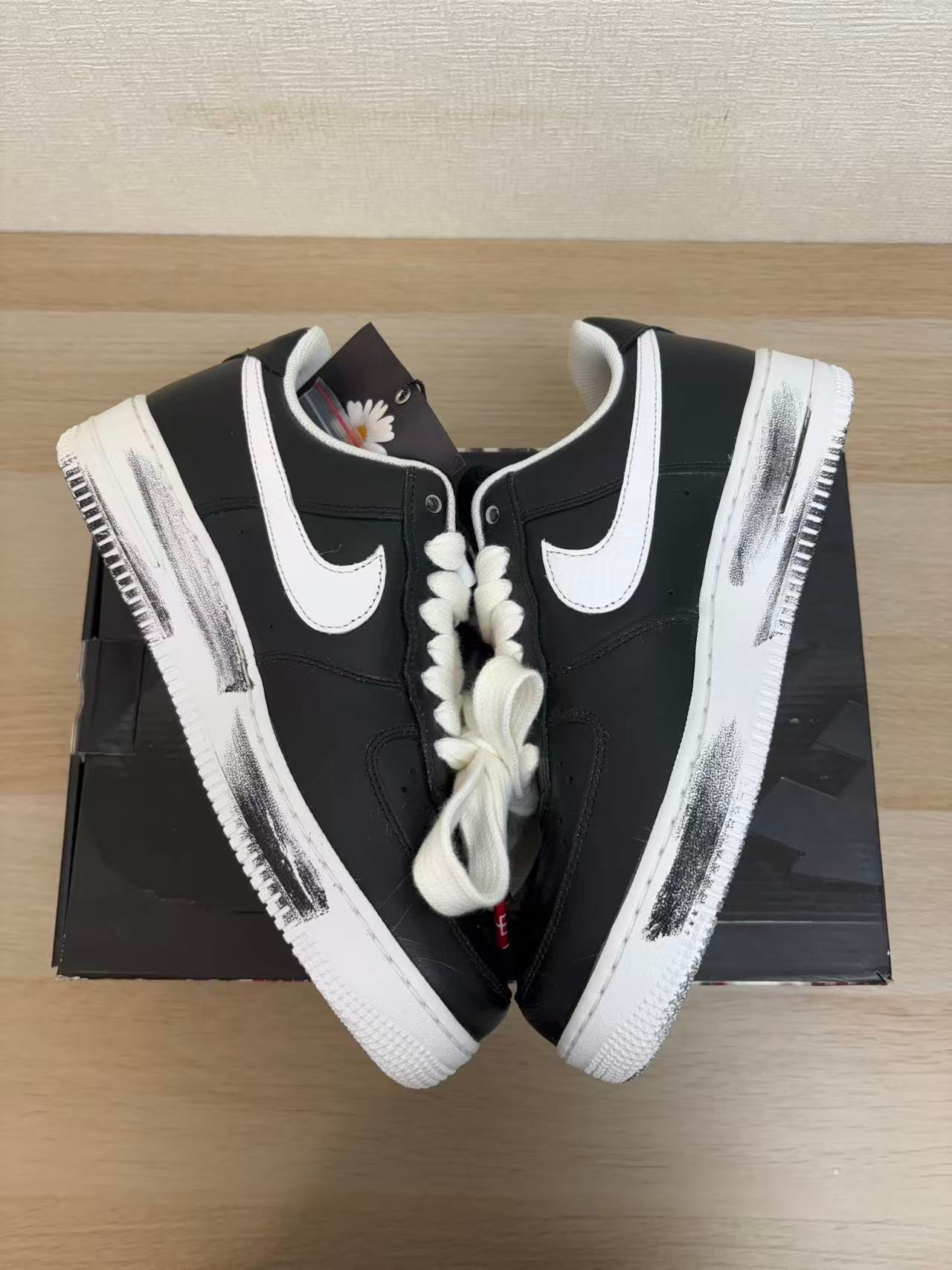 PEACEMINUSONE × Nike Air Force 1 Low Para Noise "Black" / G-DRAGON