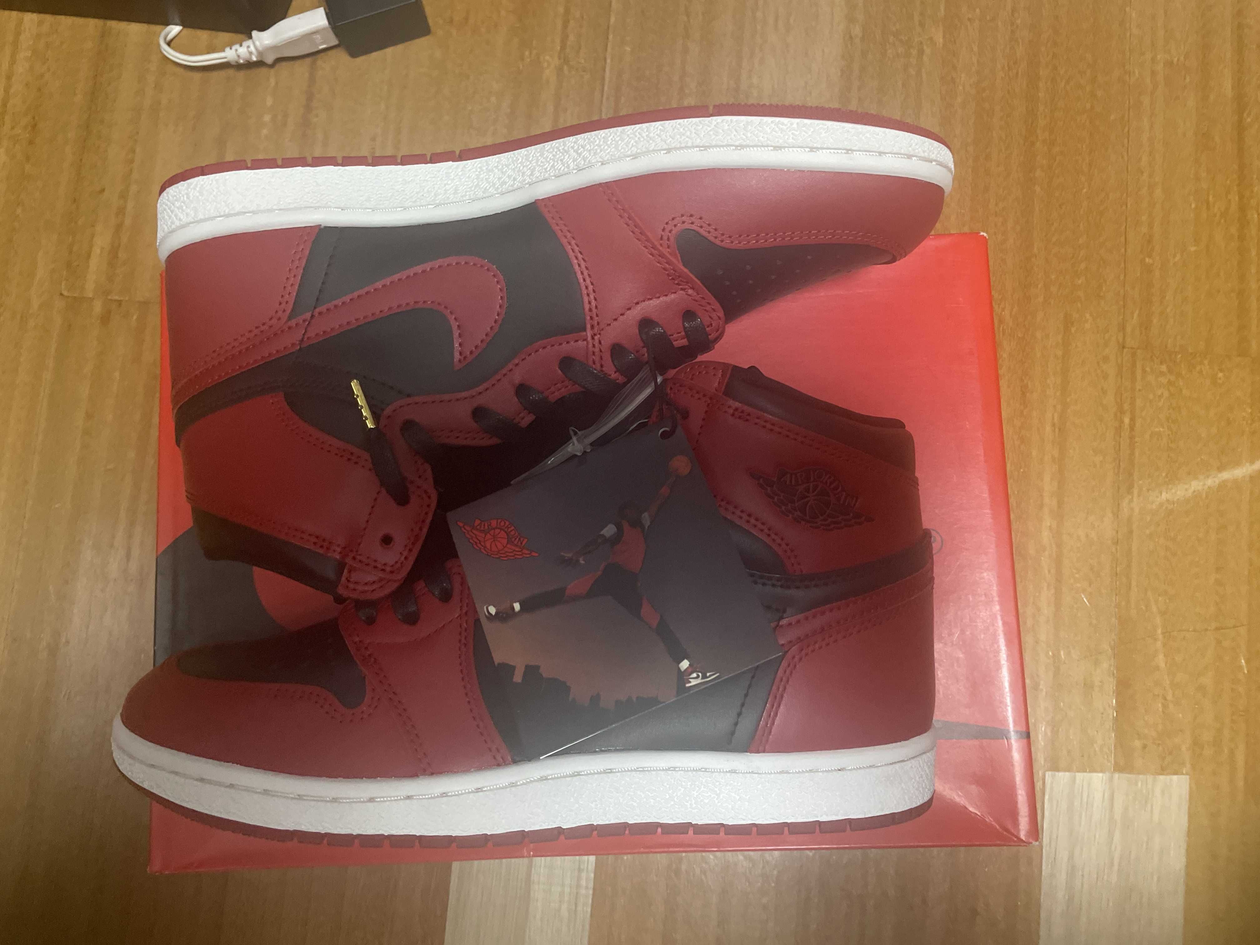 Nike Air Jordan 1 High ’85 "Varsity Red"