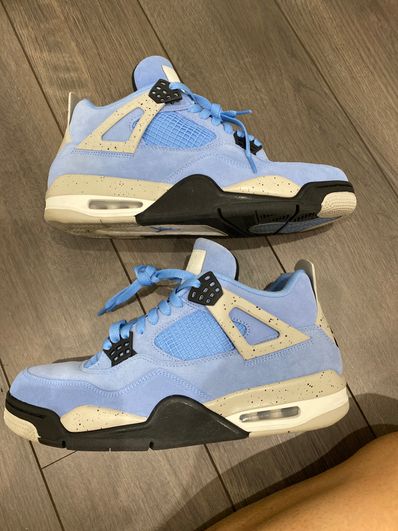 Nike Air Jordan 4 "University Blue"
