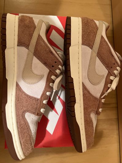 Nike Dunk Low PRM "Medium Curry"