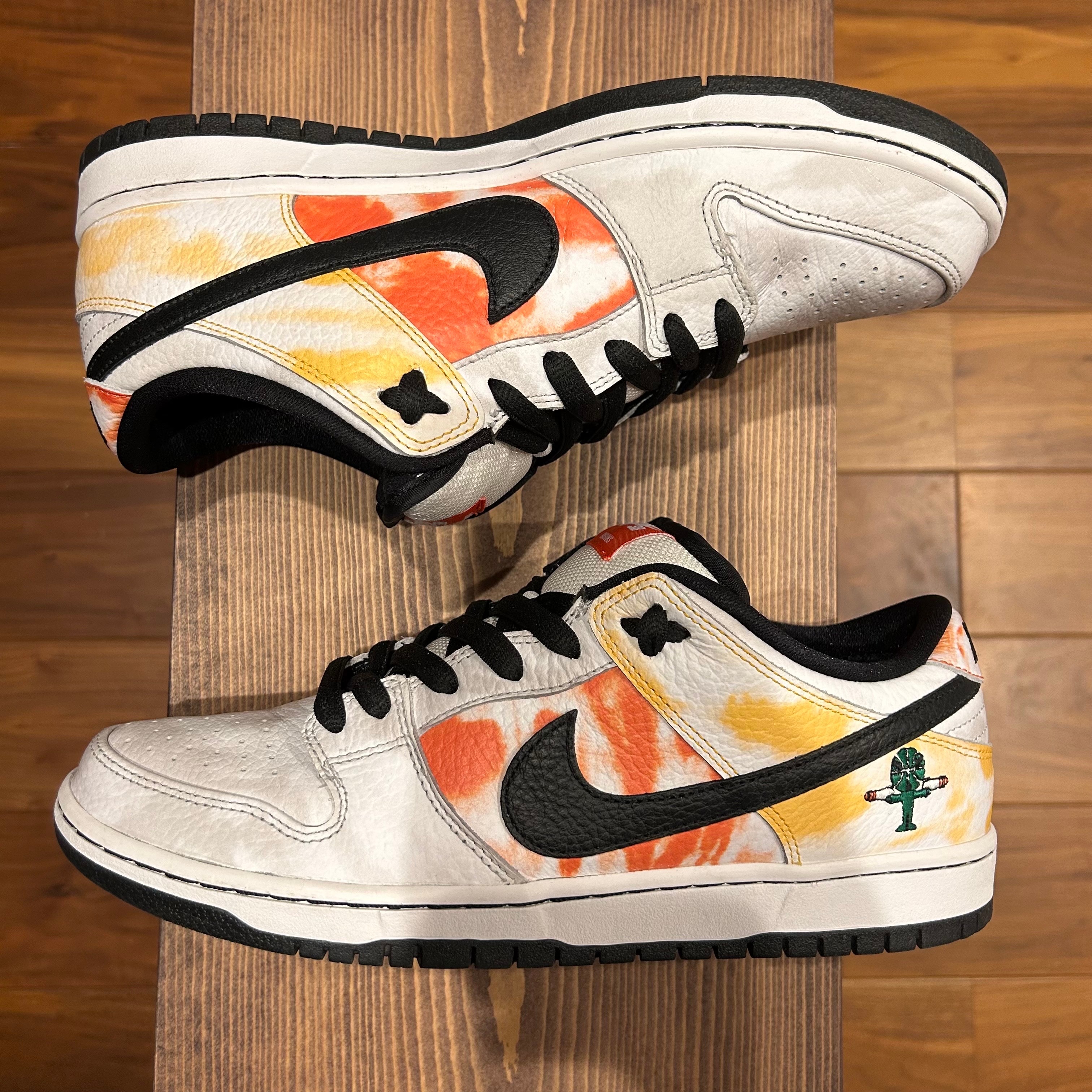 Nike SB Dunk Low "Raygun Tie-Dye/White"
