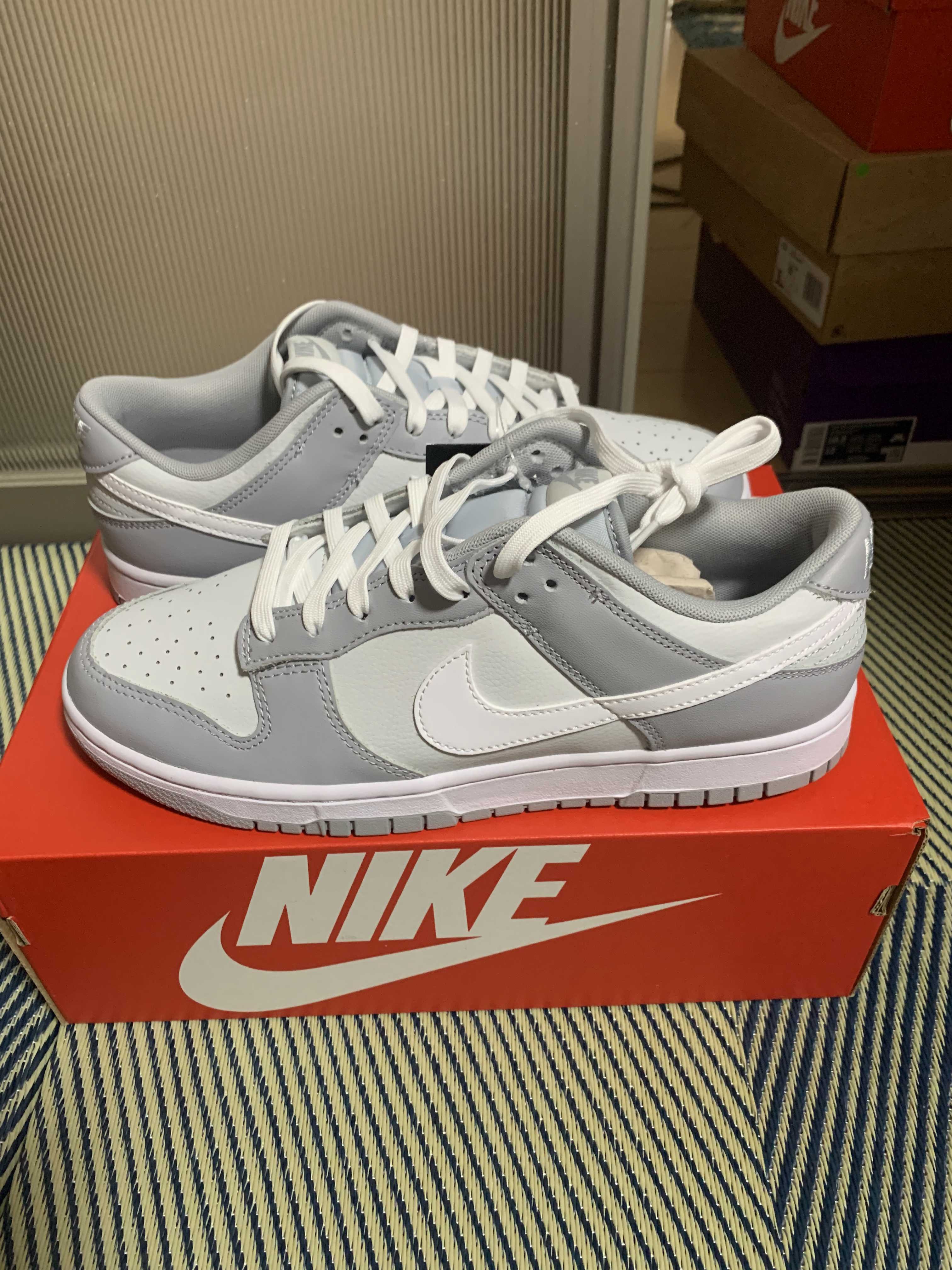 Nike Dunk Low "Pure Platinum/White/Wolf Gray"