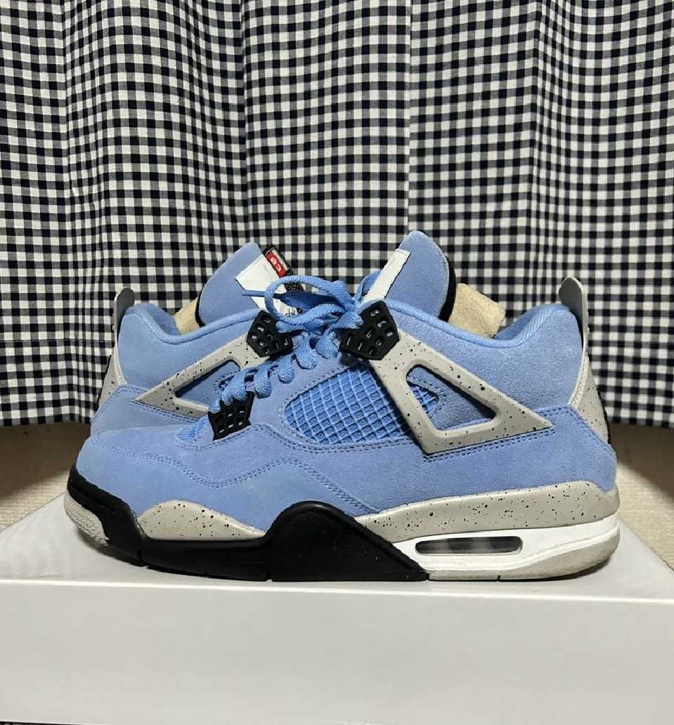 Nike Air Jordan 4 "University Blue"
