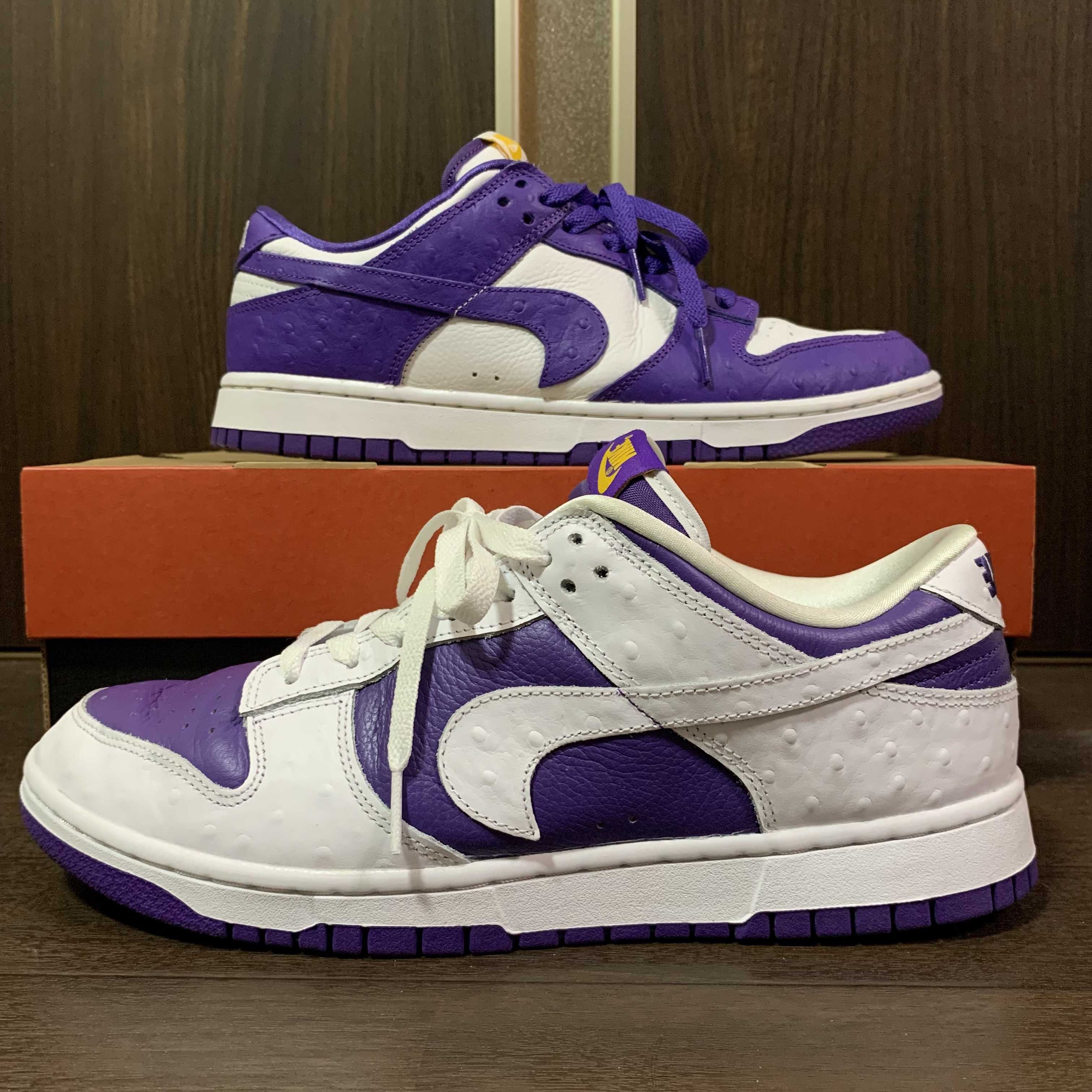 Nike Women's Dunk Low "Made You Look"