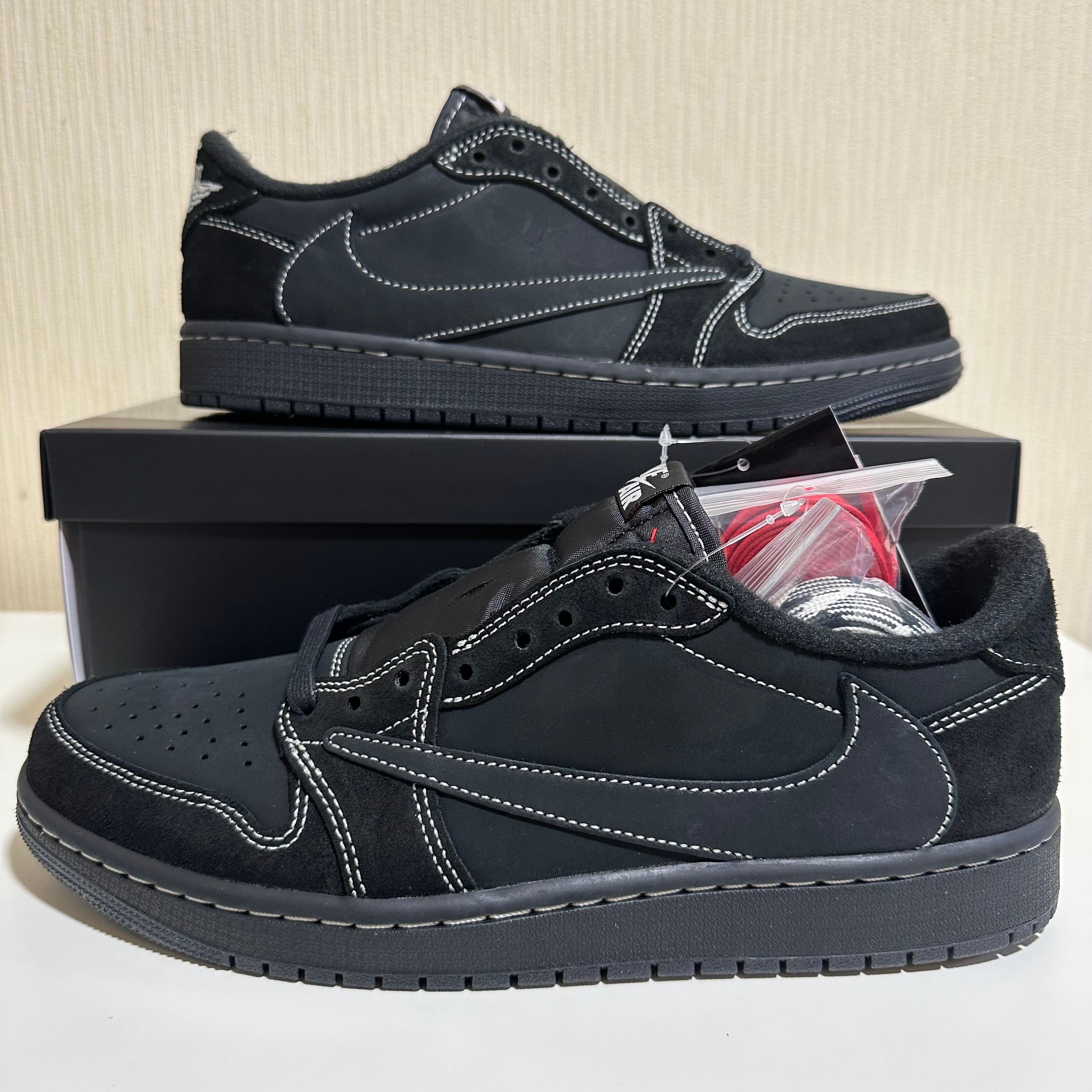 Travis Scott × Nike Air Jordan 1 Low OG SP "Black Phantom"