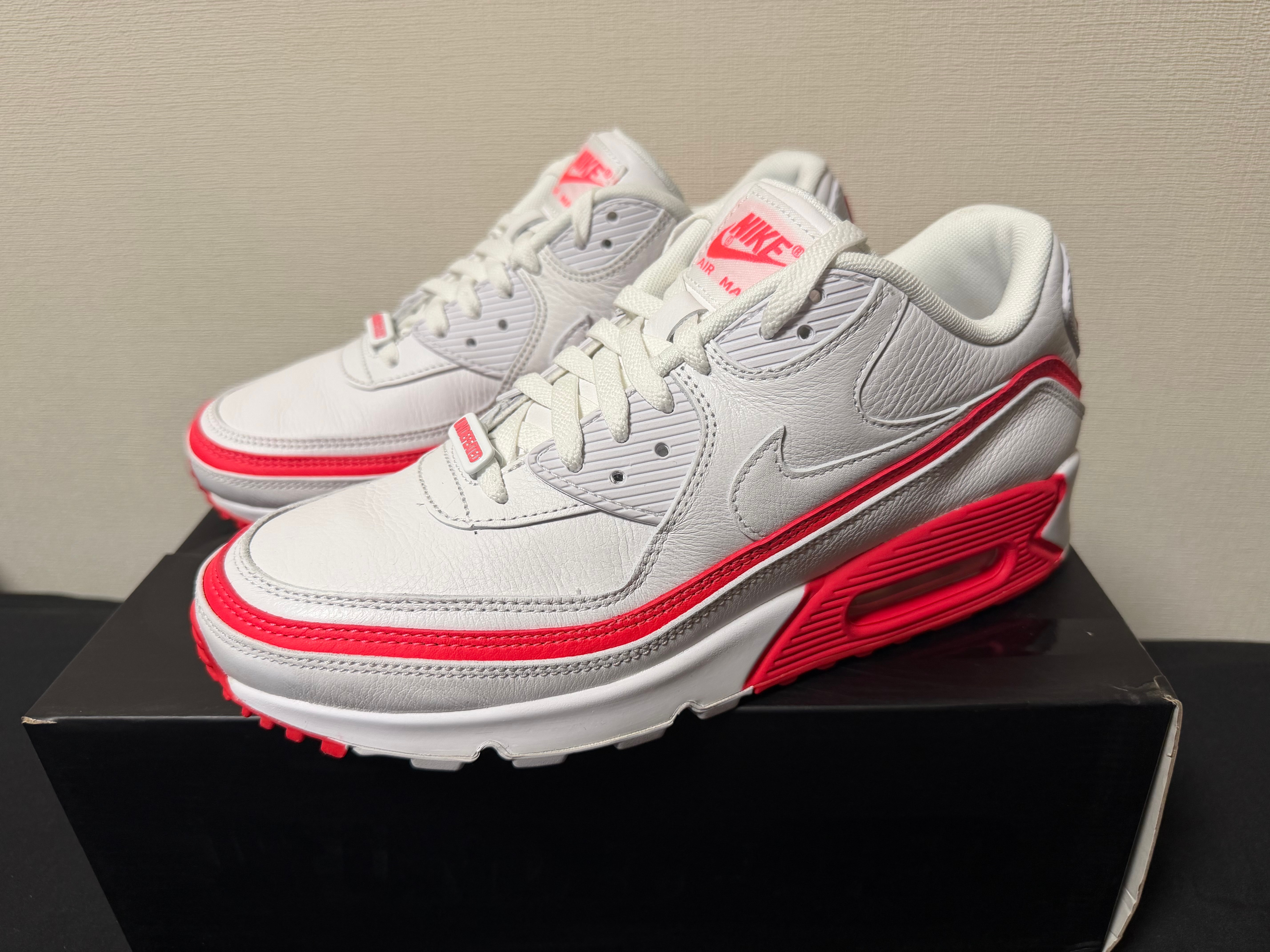 UNDEFEATED × Nike Air Max 90 "White/Red"