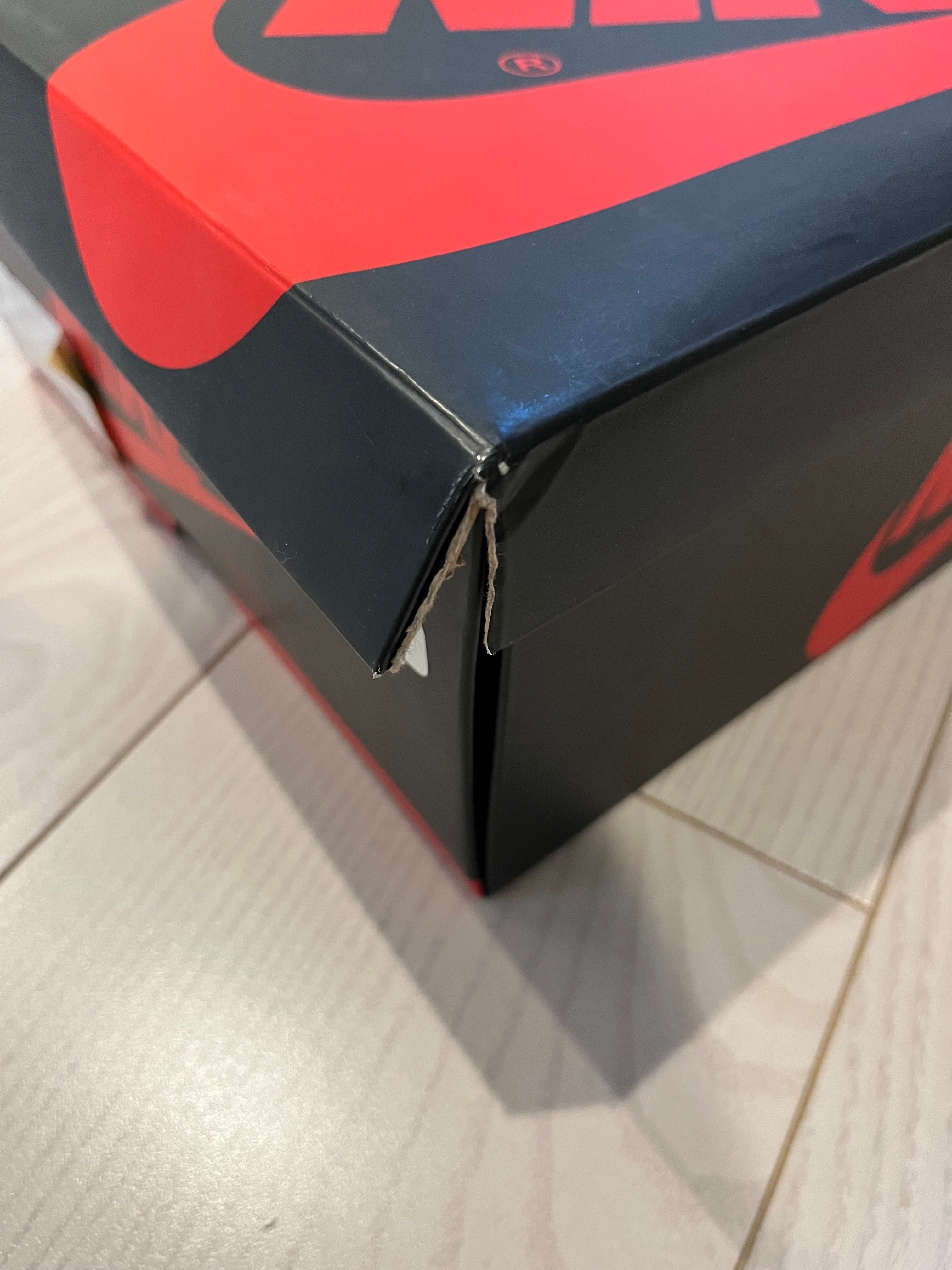 ナイキ エアジョーダン1 レトロ ハイ OG "ゲーム ロイヤル"