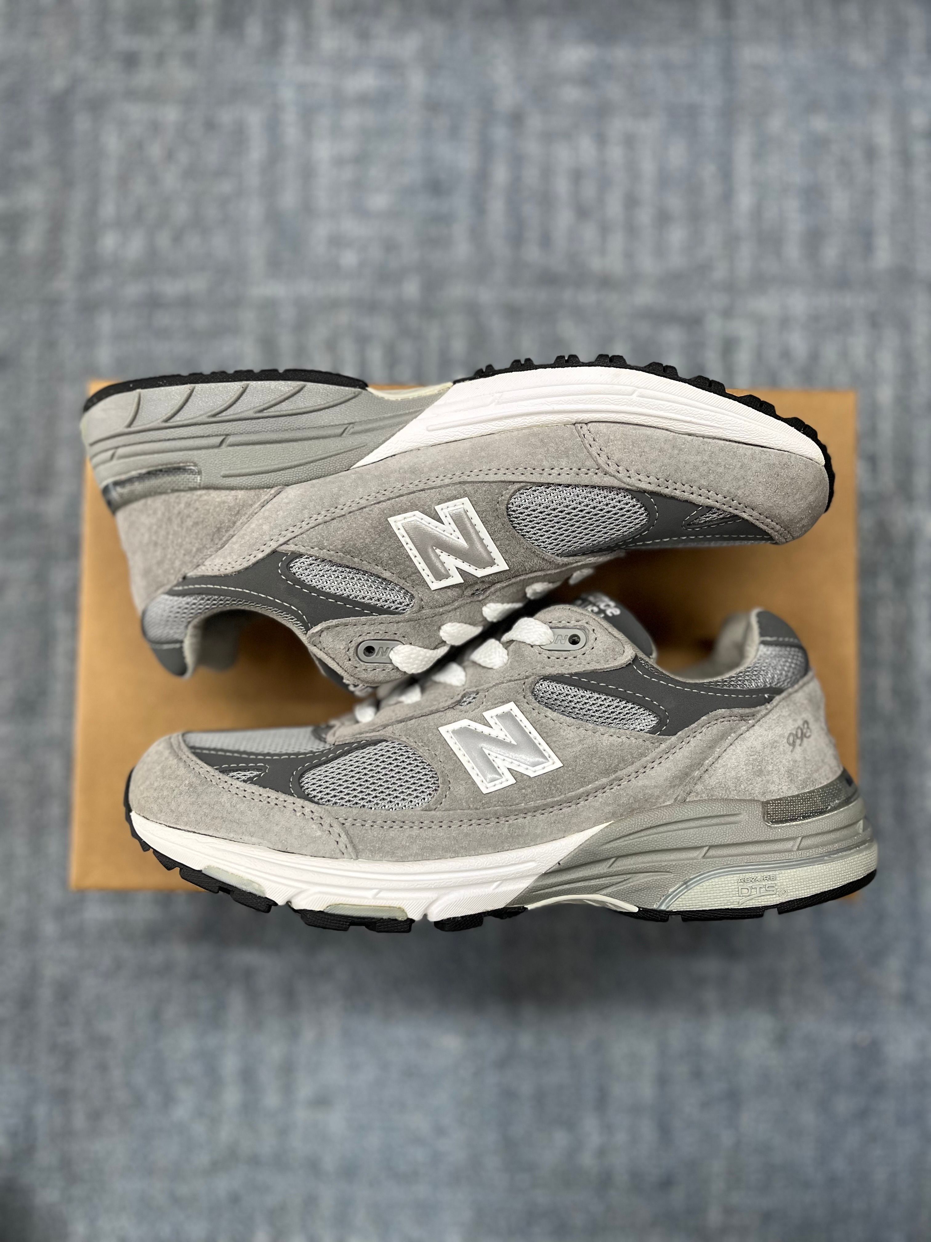 New Balance Women's 993 "Grey"