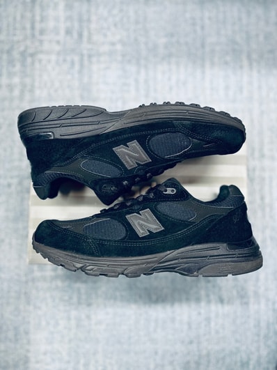 New Balance 993 "Triple Black"