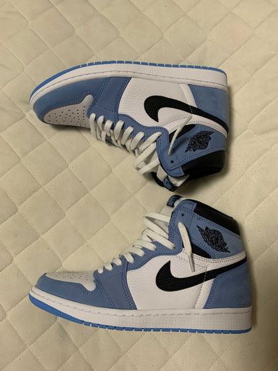Nike Air Jordan 1 High OG "University Blue"