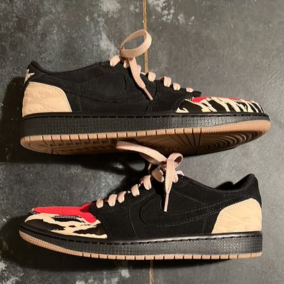 Sole Fly × Nike Air Jordan 1 Low "Black and Sport Red"