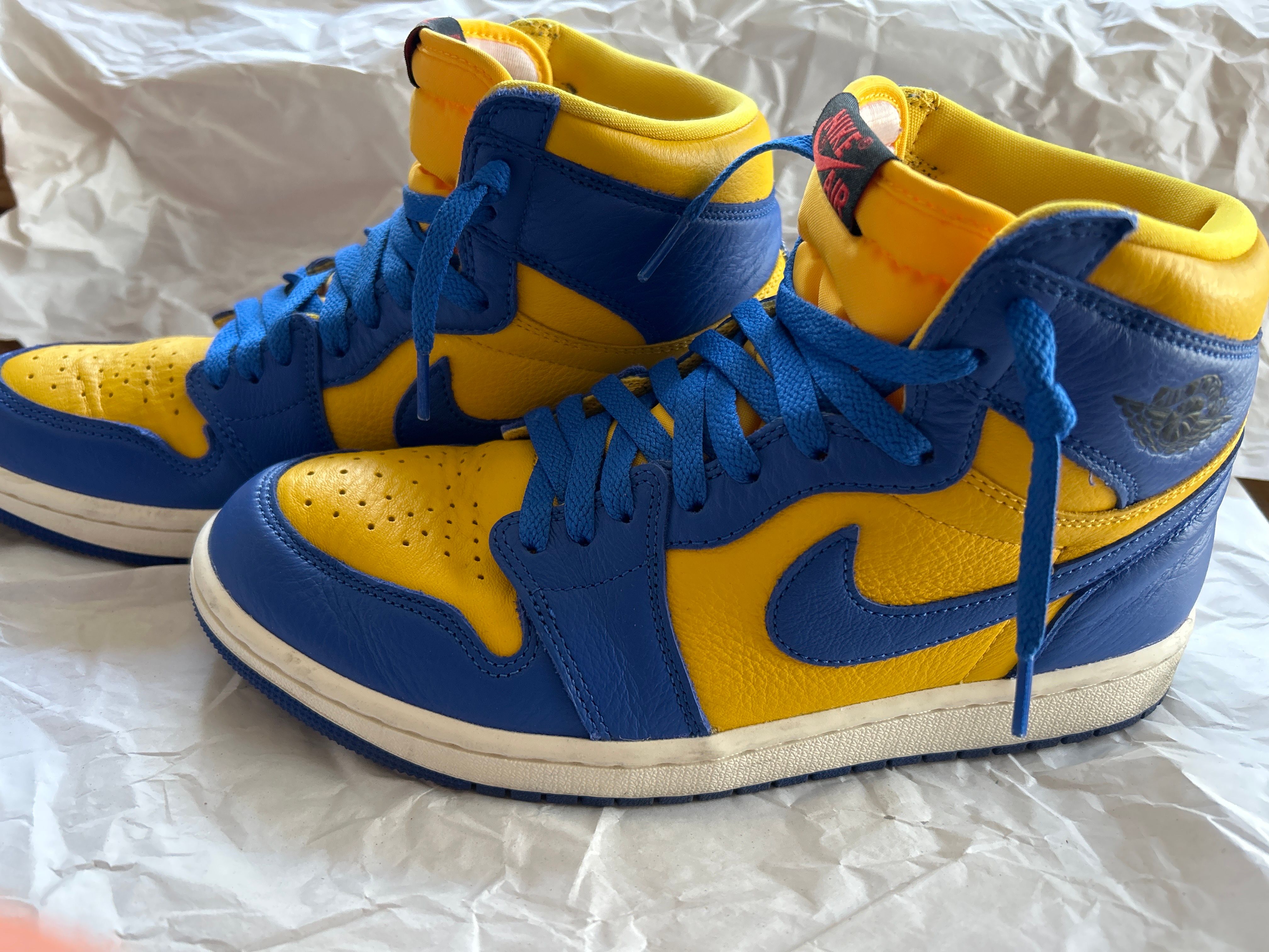Nike Women's Air Jordan 1 High OG "Game Royal and Varsity Maize"