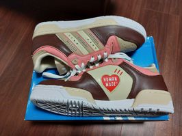 ヒューマン メイド × アディダス ライバルリー "ブラウン/ピンク/サンド"