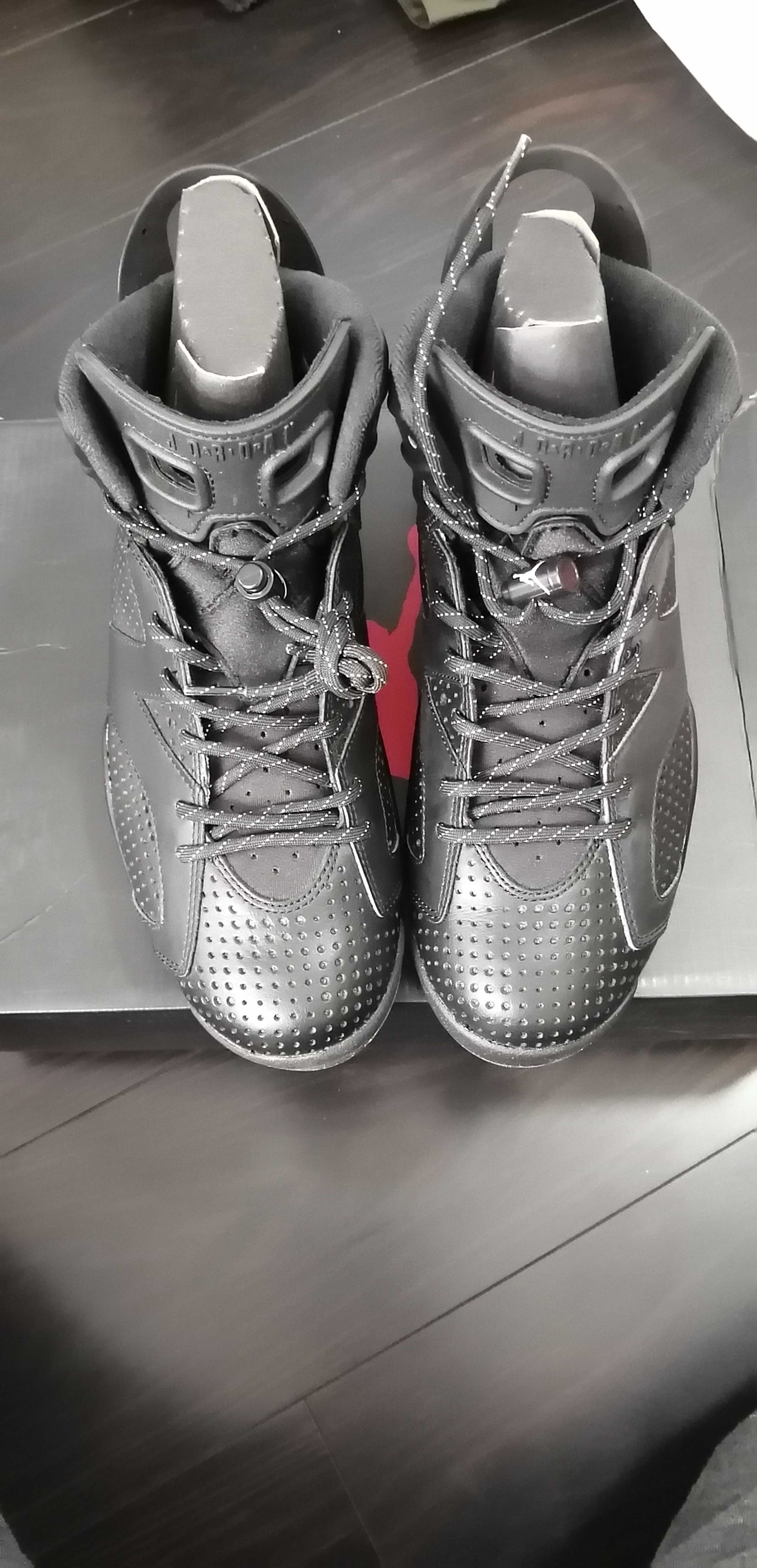 NIKE AIR JORDAN 6 RETRO "BLACK CAT"