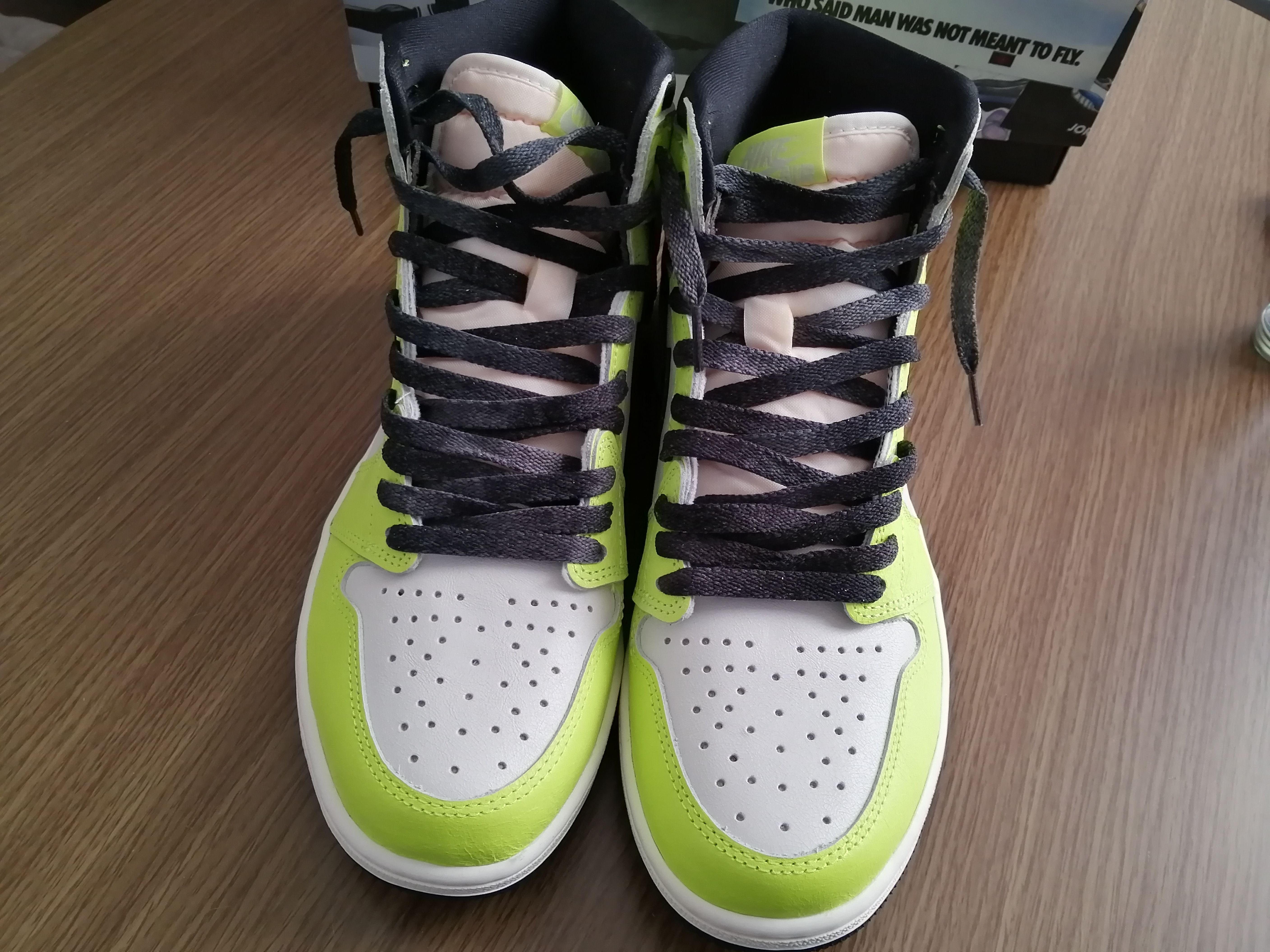 Nike Air Jordan 1 High OG "Volt/Visionaire"