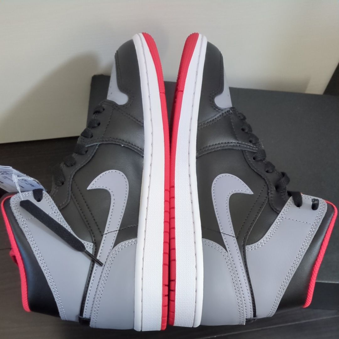 Nike Air Jordan 1 Mid "Black/Cement Grey"