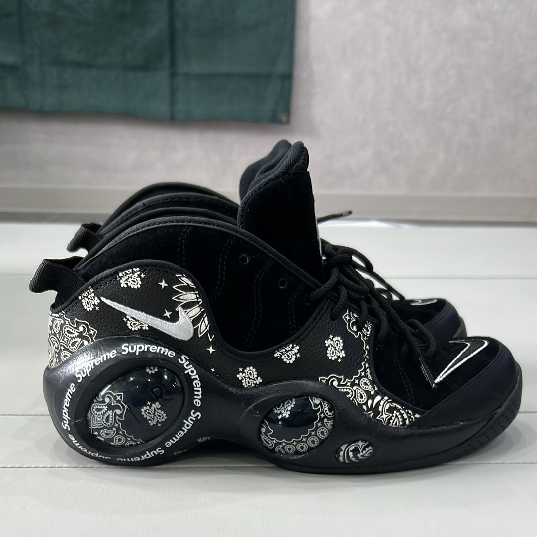 Supreme × Nike Air Zoom Flight 95 SP "Black/White"