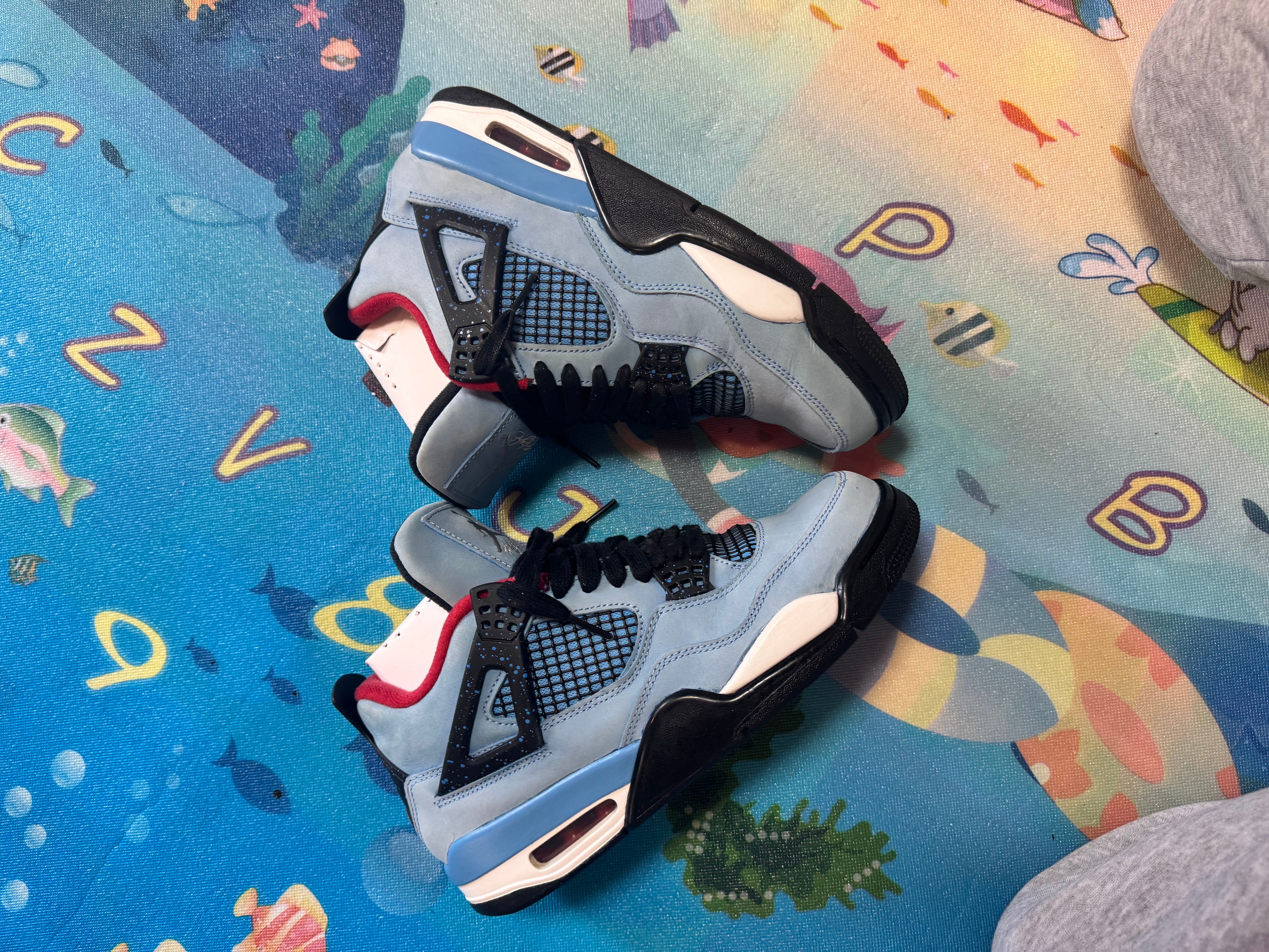 Travis Scott × Nike Air Jordan 4 Retro Cactus Jack "University Blue"