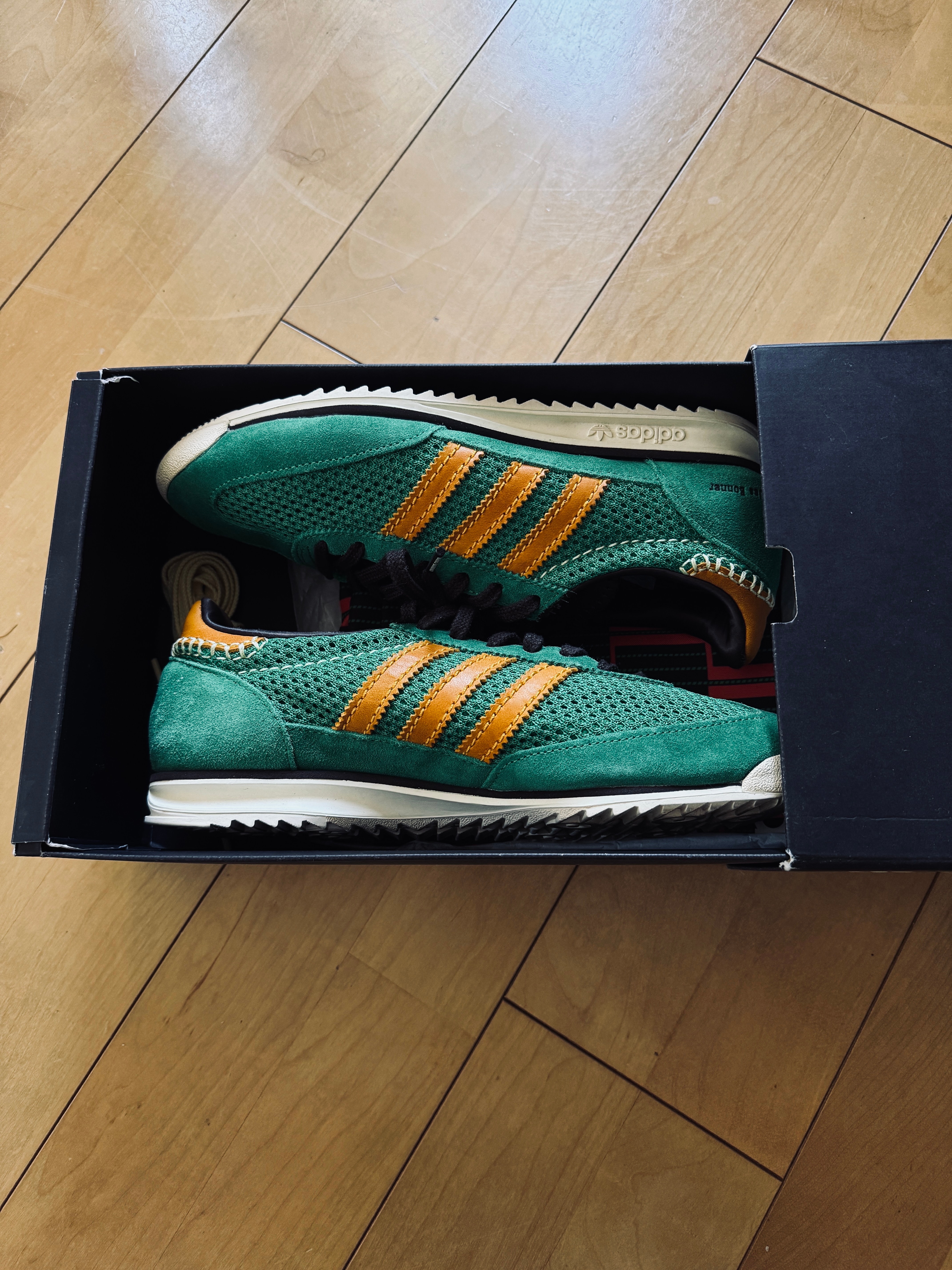 ウェールズ・ボナー × アディダス SL72 ニット "グリーン"