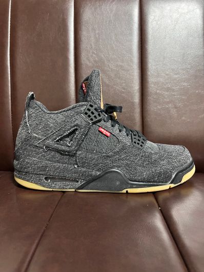 Nike × Levi's Air Jordan 4 "Black Denim" (Tag: LEVIS®)