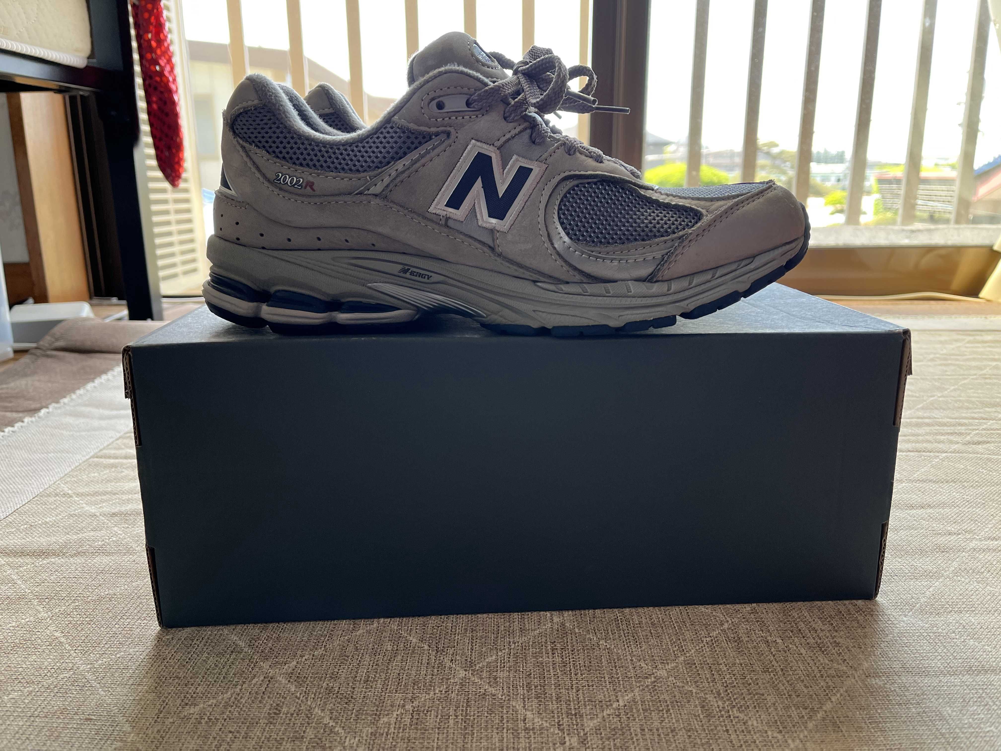 New Balance 2002R "Gray"