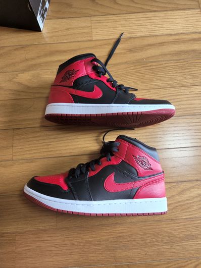 Nike Air Jordan 1 Mid "Bred"
