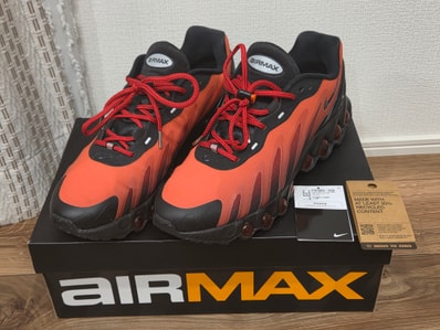 Nike Air Max DN8 "Black/University Red"