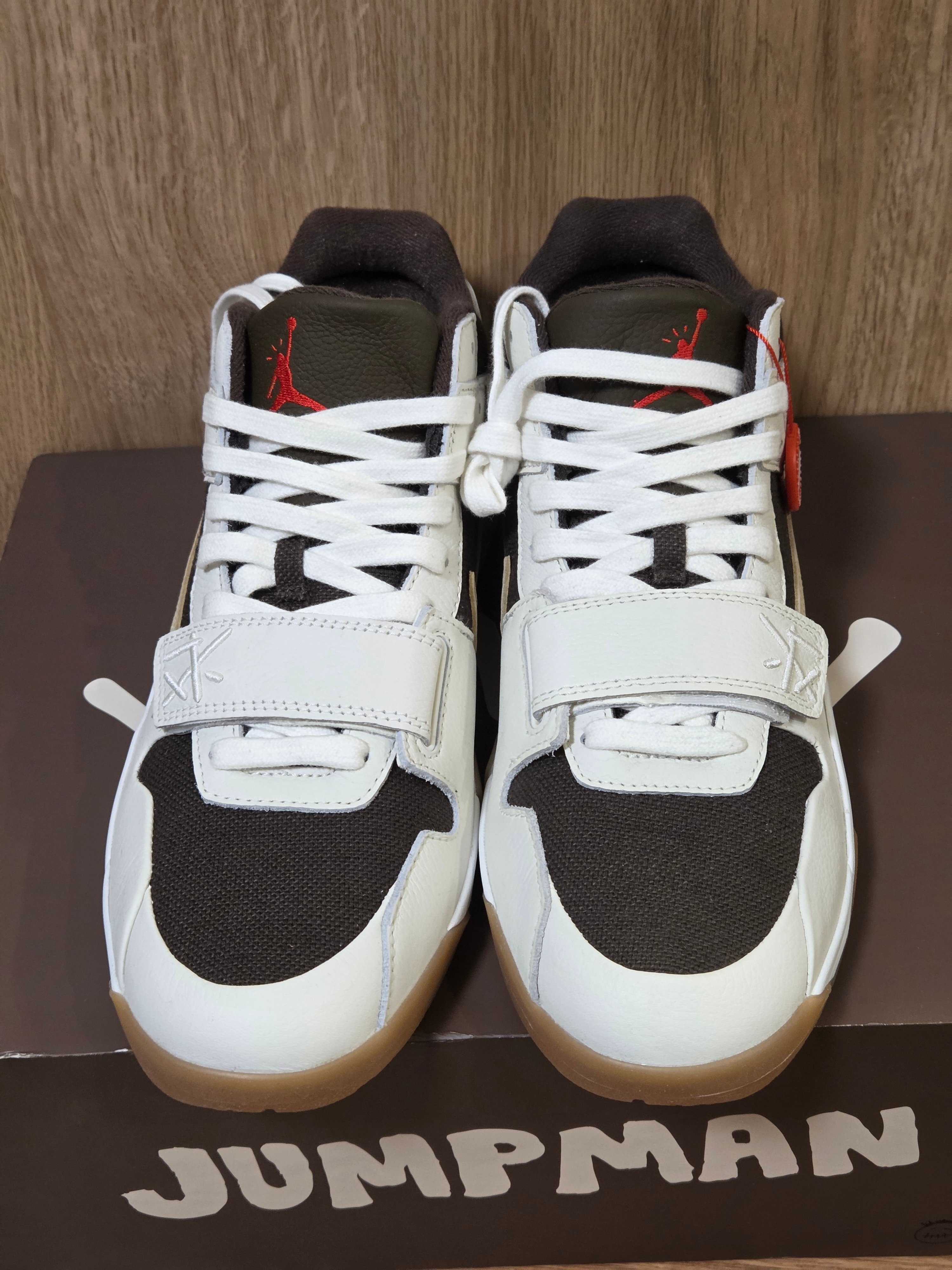 Travis Scott × Nike Jordan Jumpman Jack TR "Sail and Dark Mocha"