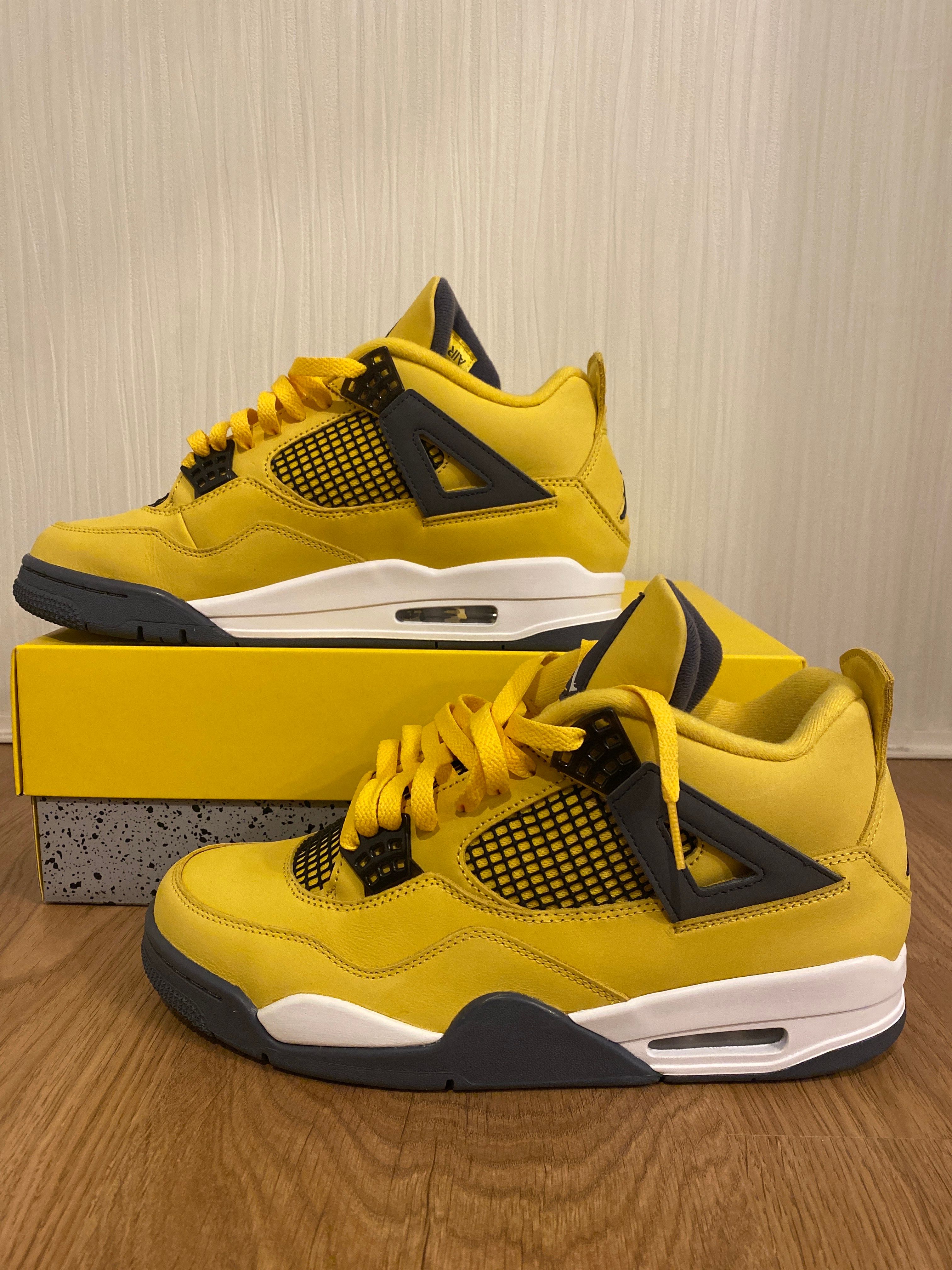 Nike Air Jordan 4 "Tour Yellow"