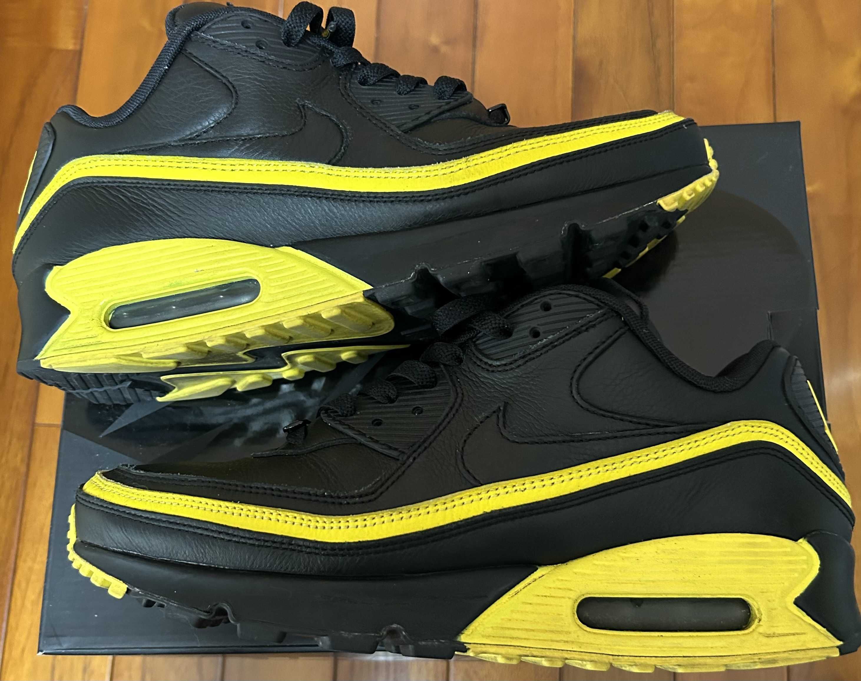 UNDEFEATED × Nike Air Max 90 "Black/Yellow"