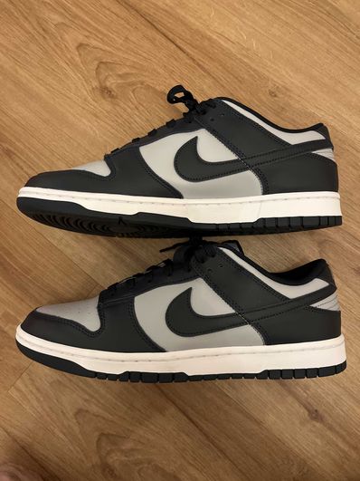 Nike Dunk Low "Championship Grey"
