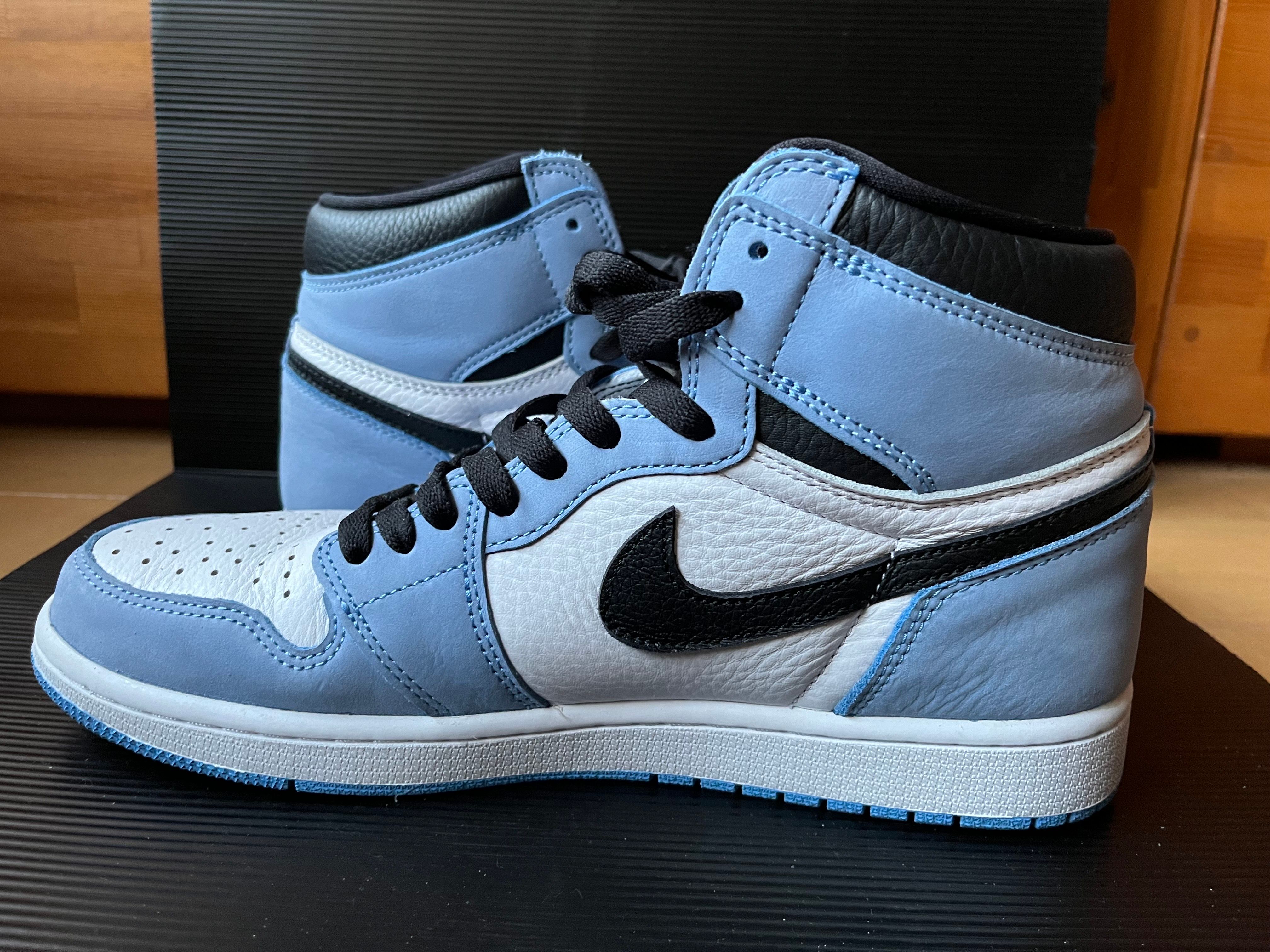 Nike Air Jordan 1 High OG "University Blue"