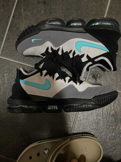 atmos × Nike LeBron 16 "Clear Jade"