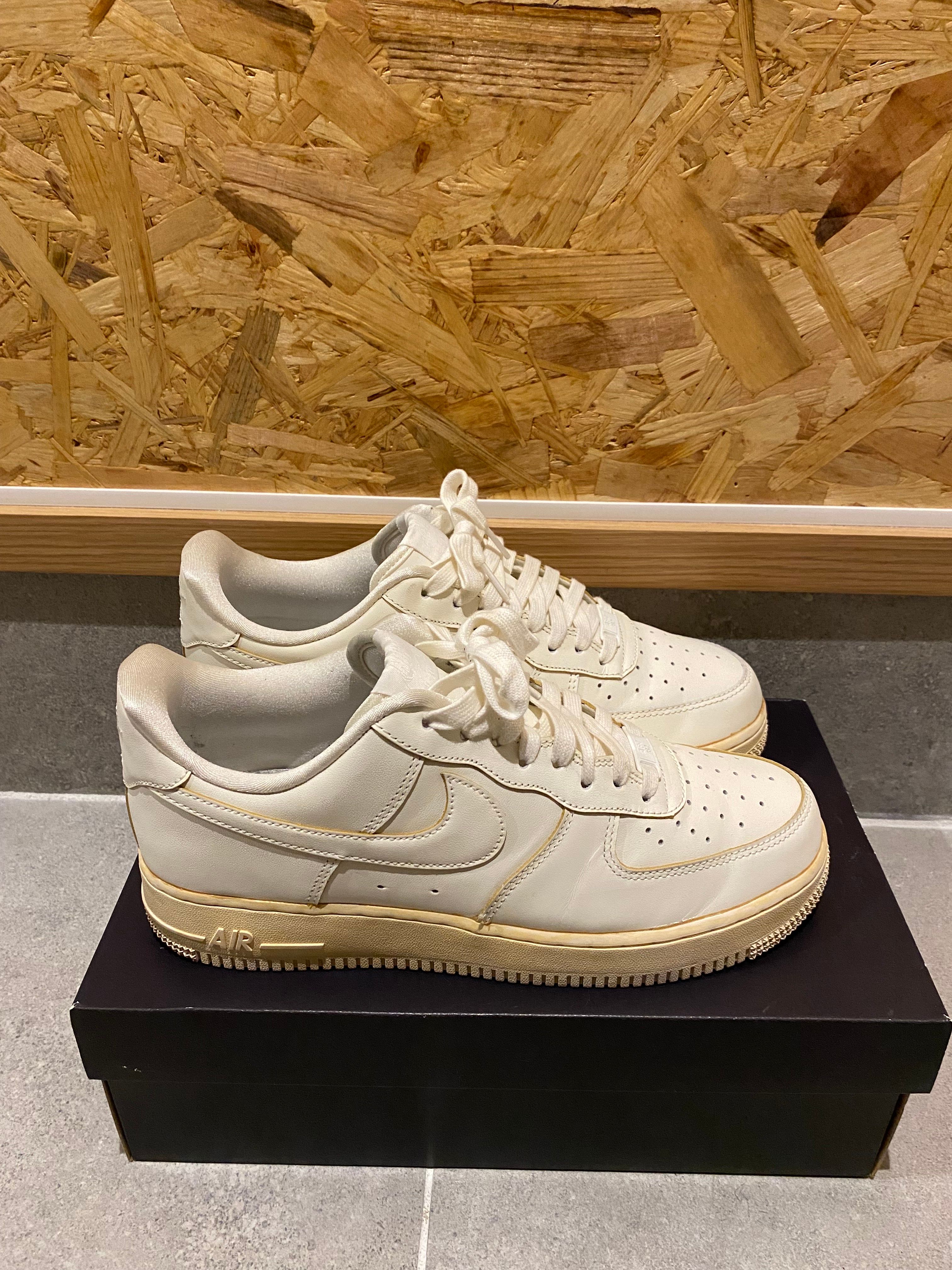 Nike Air Force 1 Low '07 LV8 "Made You Look"